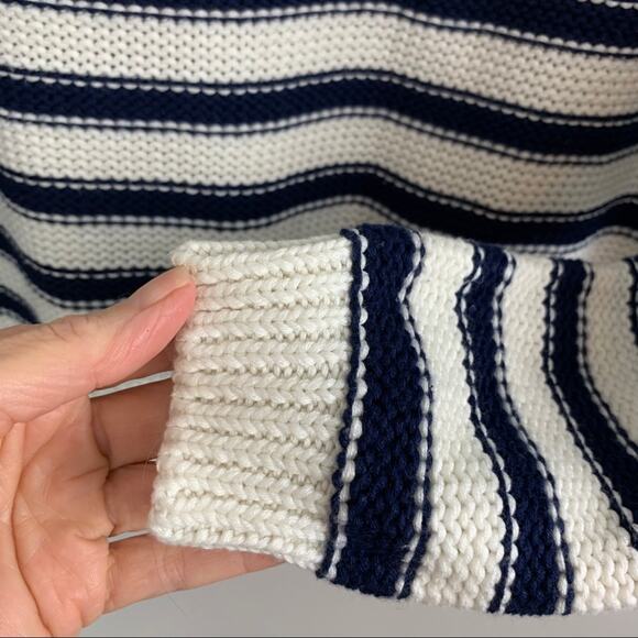 H&M Sweater Striped White and Blue Nautical Preppy Spring Trendy Size S - Picture 8 of 16